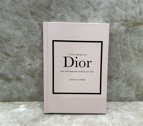 dior boek decoratie